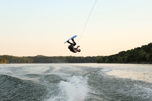 Enjoy These 5 Water Sports In Goa